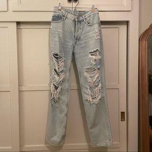H&M 90’s boyfriend jeans